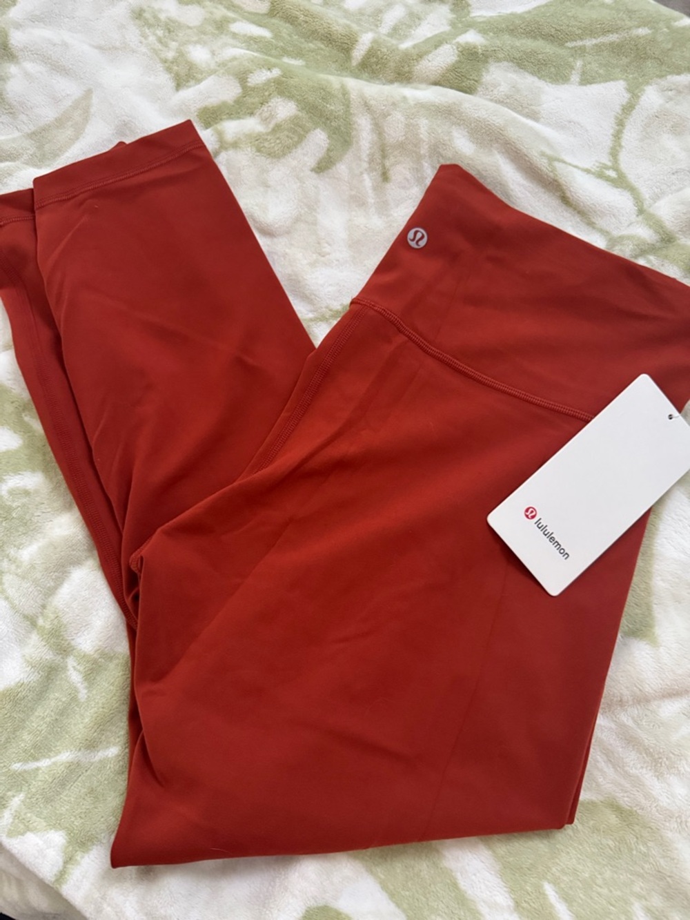 Lululemon Rust Red Wonder Train HR Tight 25” NWT size 14 - Picture 7 of 9